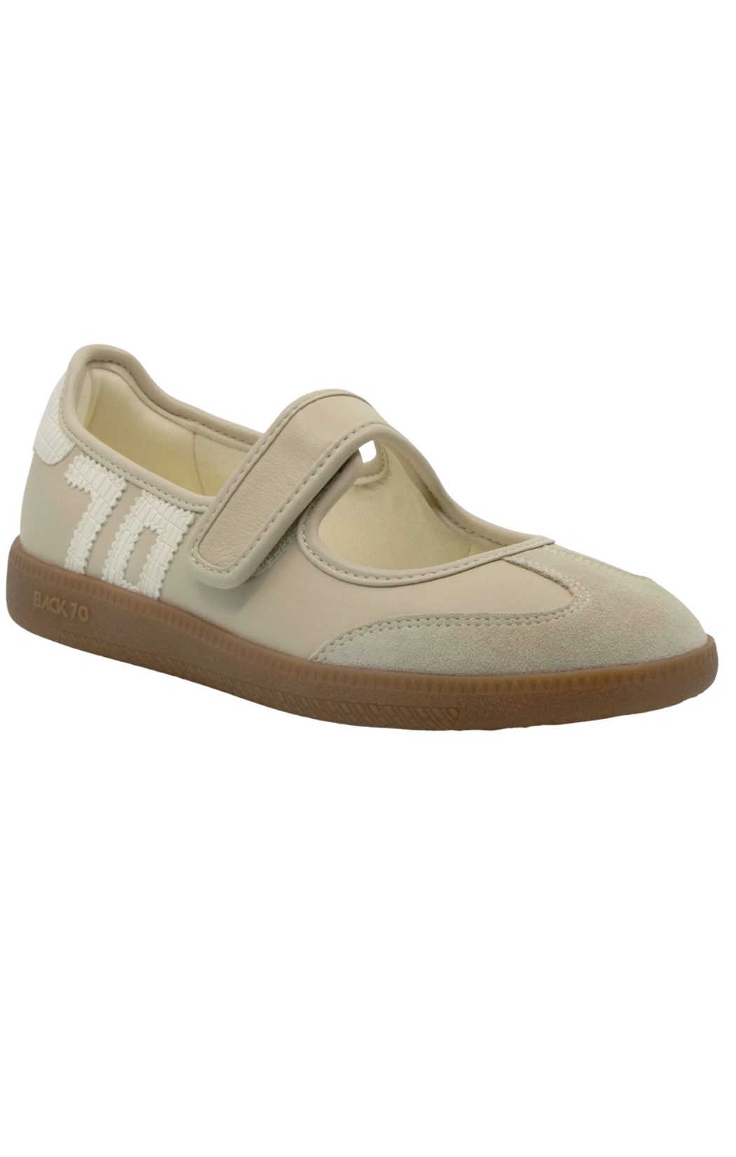 Aya Sneaker