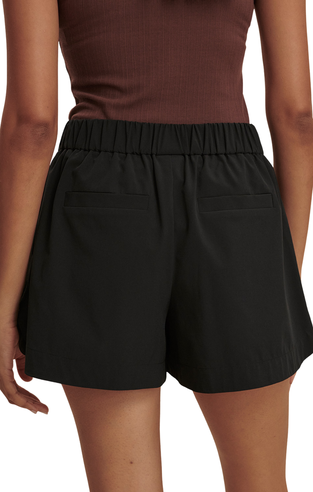 Nila Mid Rise Short 3.5