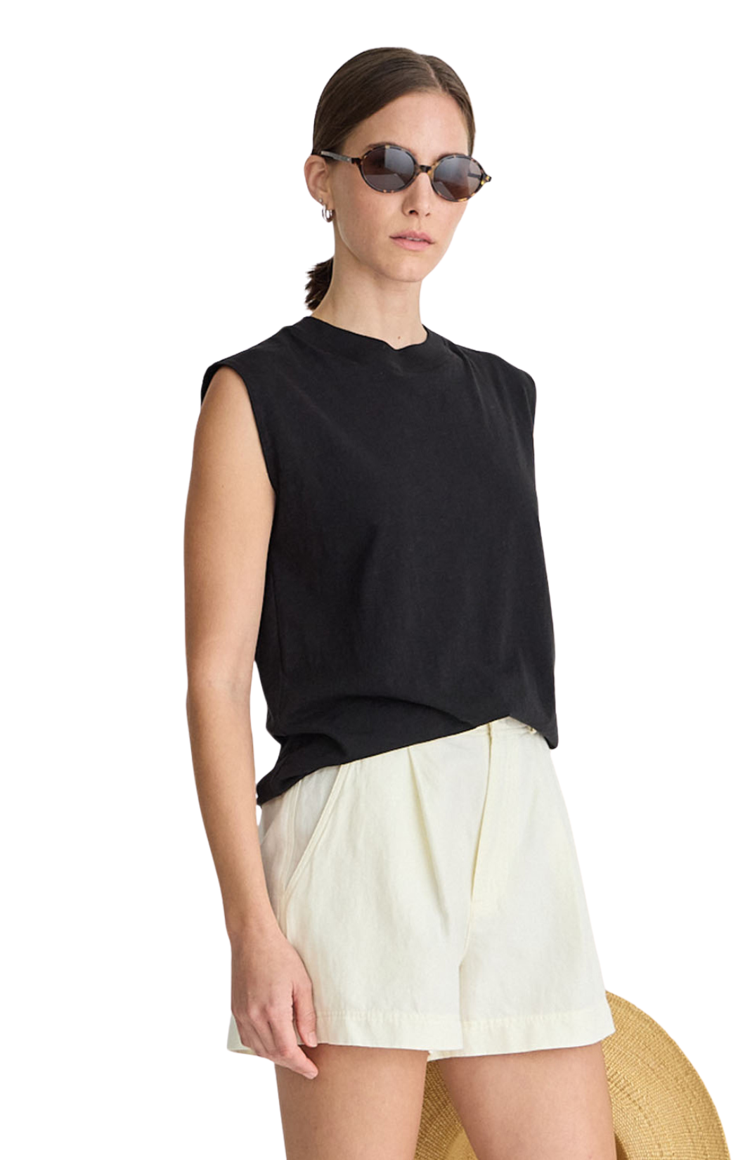 Sleeveless tee in black
Relaxed fit
100% organic cotton